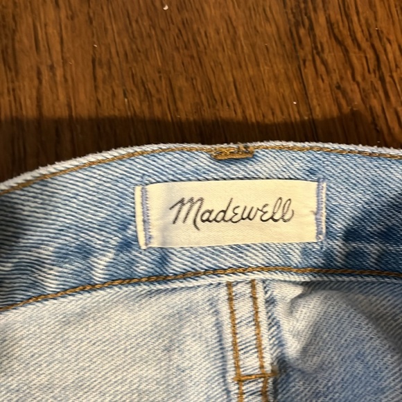 Madewell denim cutoffs - Picture 3 of 4